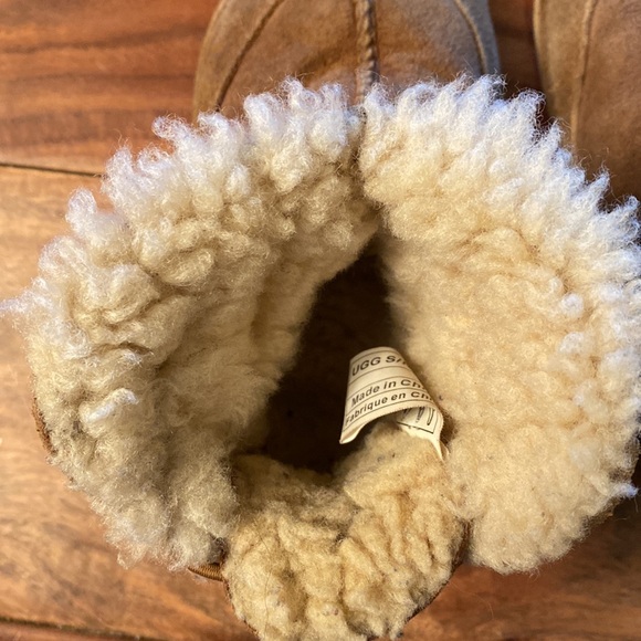 Sheepskin Ugg booties - Picture 5 of 5